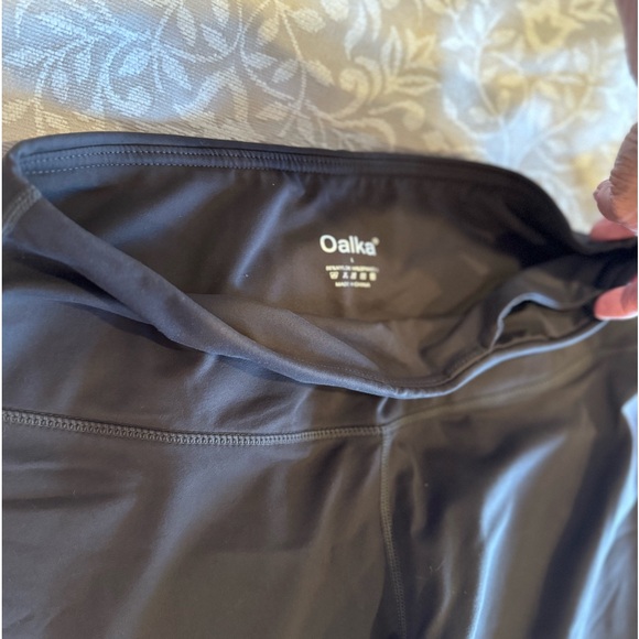 Oalka Athletic Yoga Leggings Size Large - Picture 3 of 5